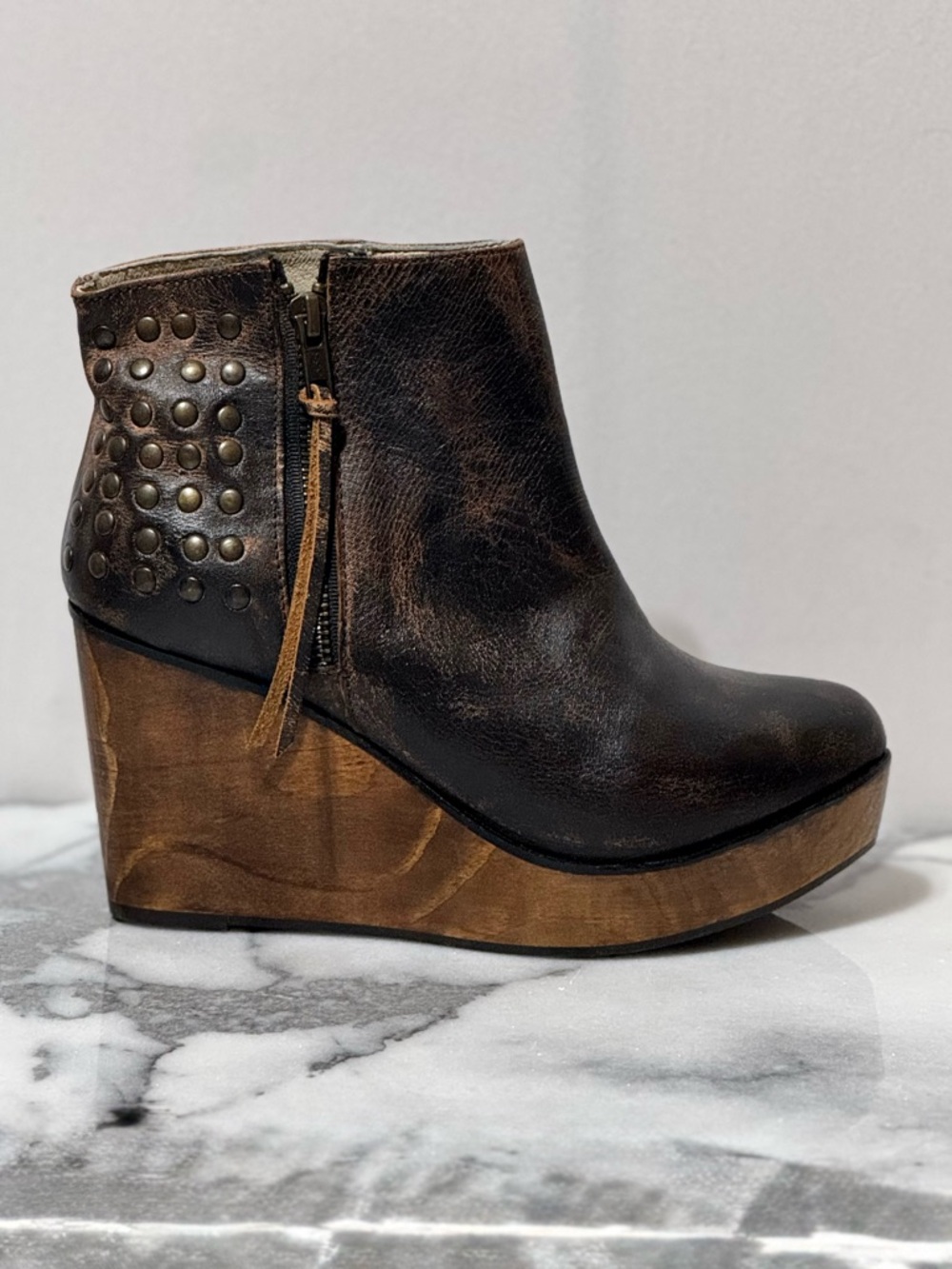 Bed Stu Ghent Brown Distressed Leather Studded Wooden Platform Wedge Ankle Boot - Picture 2 of 6
